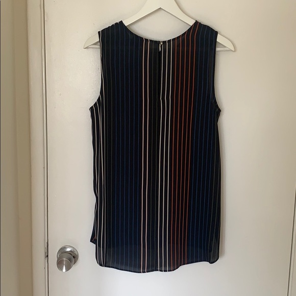 Great top for work! - Picture 3 of 3